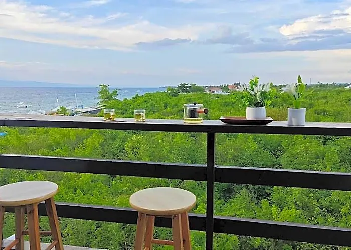 Hotel Uncle Panda Diving & Lounge 4*